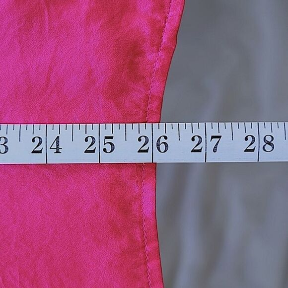 Vtg 80s fushia silk half sleeve button-down blouse - Picture 10 of 13